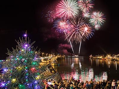 Fireworks at Newlyn's Xmas Lights switch-on